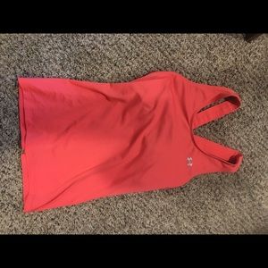 Under armour tank